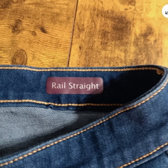 Gloria Vanderbilt‎ Capri Jeans Sz 12 Rail Straight Medium Wash Petal Pusher E23 - Picture 4 of 9